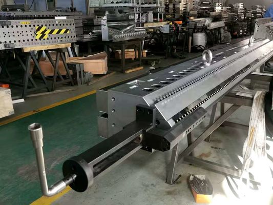 Устойчивый 850 мм HDPE PP экструзионный лист для настройки нужд