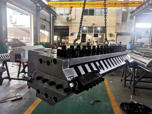 Устойчивый 850 мм HDPE PP экструзионный лист для настройки нужд