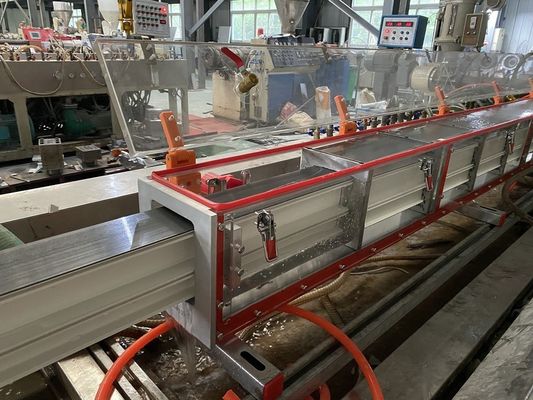 Машина для создания форм для оконного профиля PVC с программным обеспечением AutoCAD Design