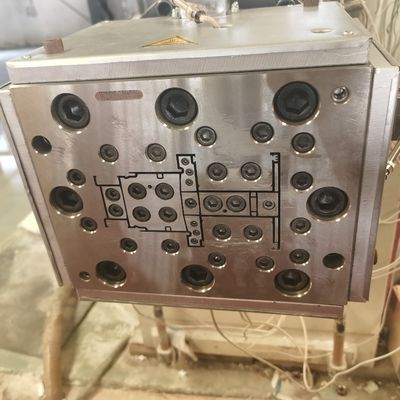 80 серия UPVC пластиковые окна рамы Форма для бытовых продуктов Форма серебряные профили