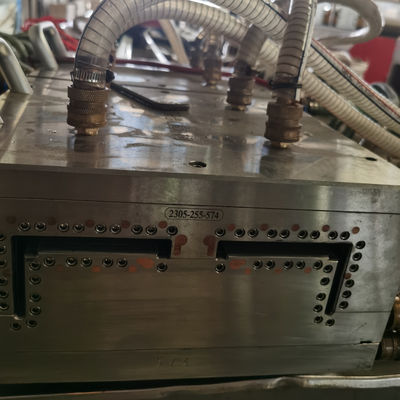 Две полости серебряной экструзионной формы для формирования UPVC дверной рамы и серебряного покрытия