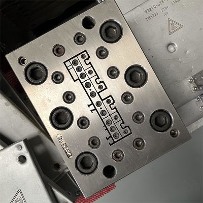 3CR17 экструзионный штамп для рельефа профиля окна коэкструзии в AutoCAD