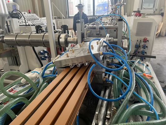 АвтоCAD разработанные инструменты экструзионной формы для стеклянных окон и стенных панелей