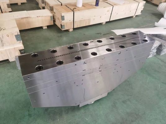 Полая решетка и дверные панели с полированным электропластом 3CR17