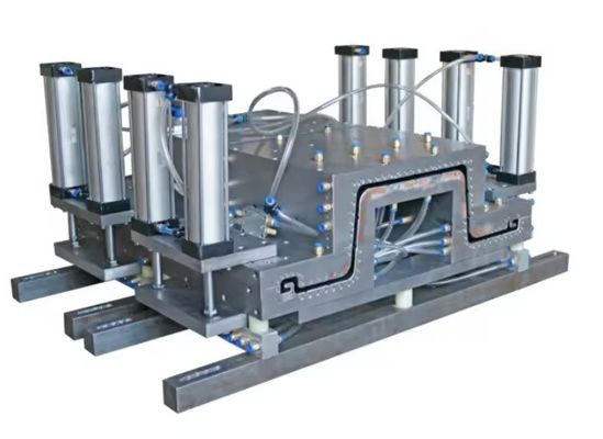 Серебряная PVC гофрированная порожняя экструзионная форма для плавного производственного процесса